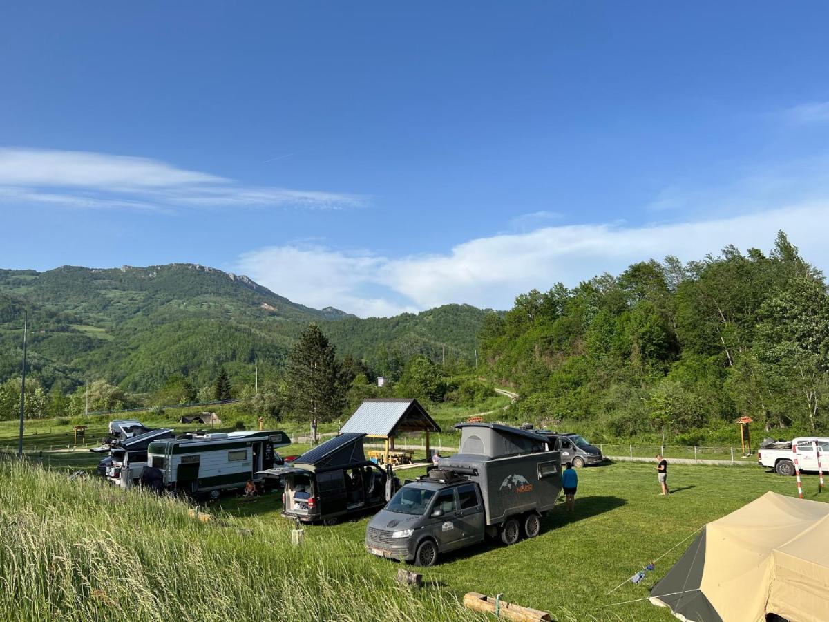 Tara Place - Camp Rabrenovic Mojkovac Eksteriør billede